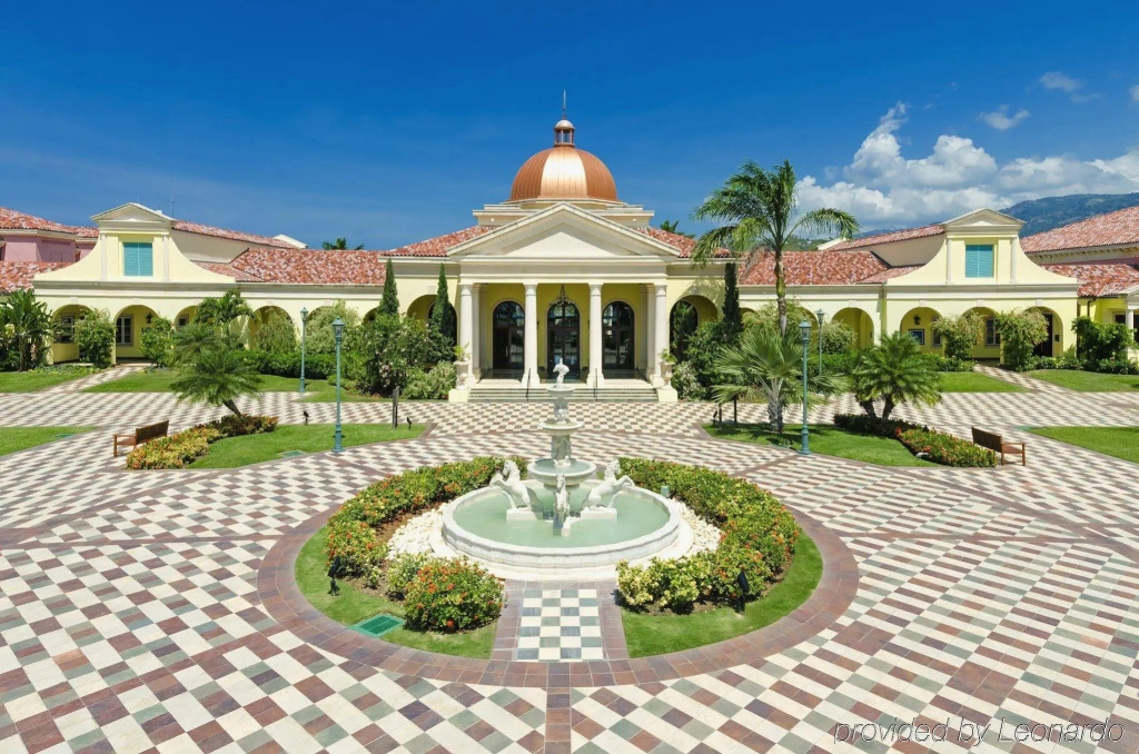 Sandals South Coast