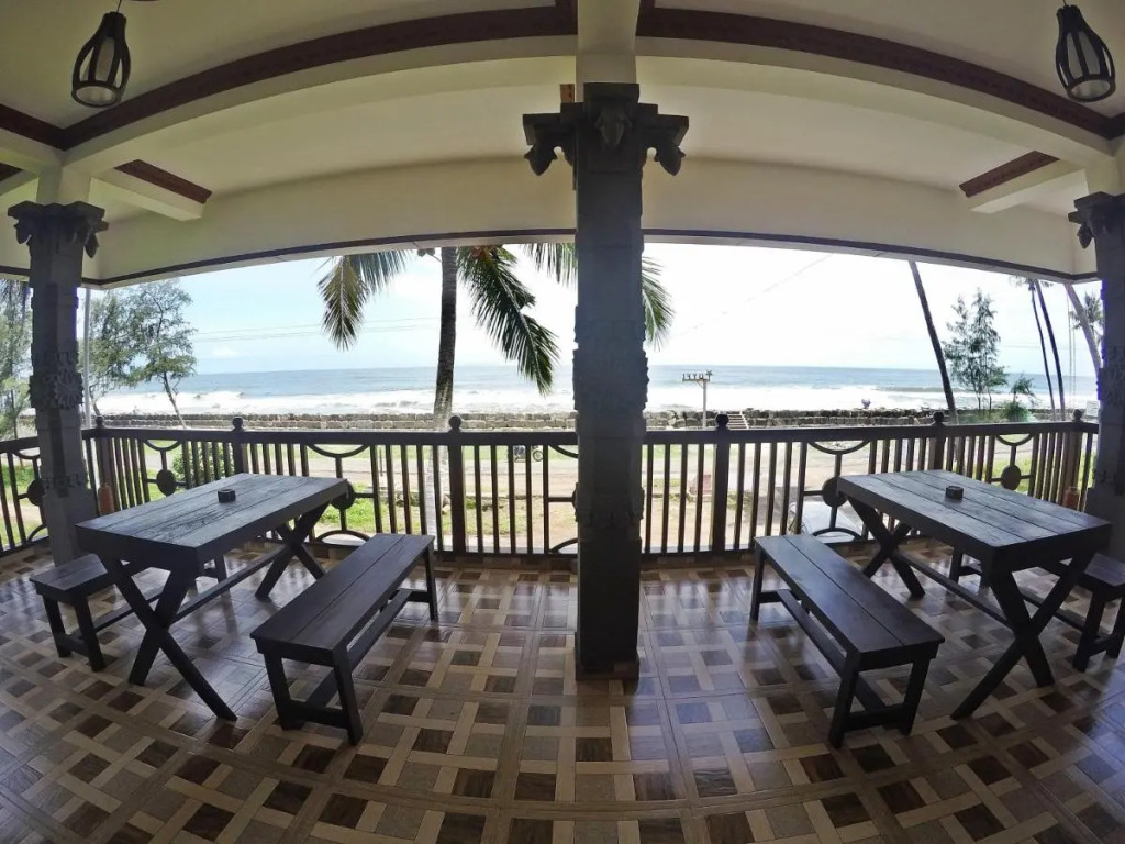 Sapphire Club Cherai Beach Villa