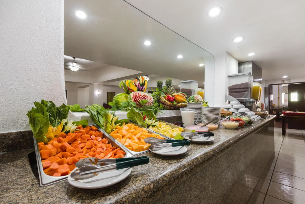 Hotel Castillo Huatulco & Beach Club