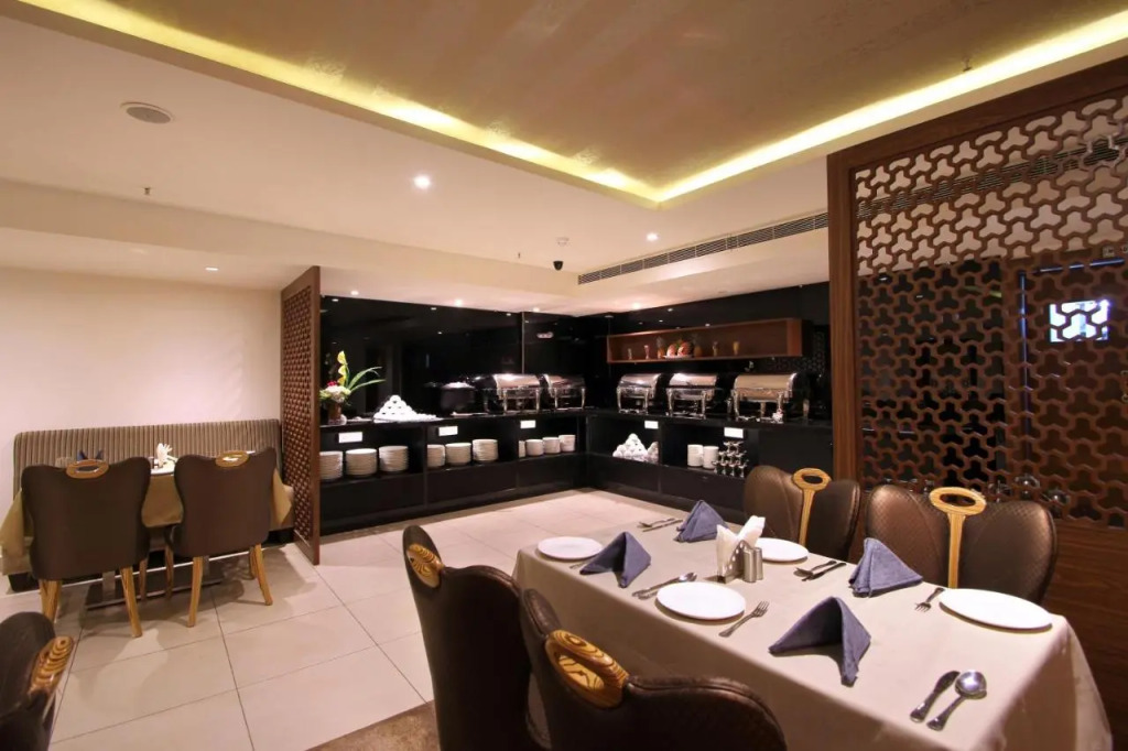Hotel Hyderabad Grand