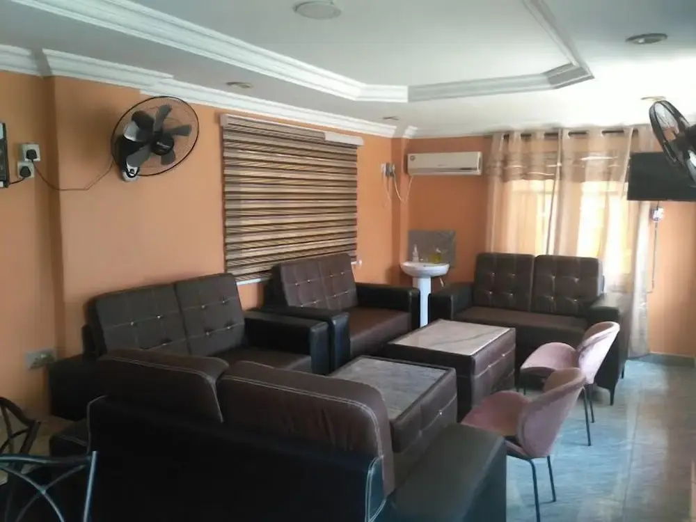 Prodis Hotel and Suites