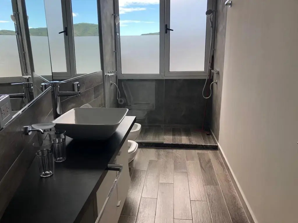 Domus Lake Resort