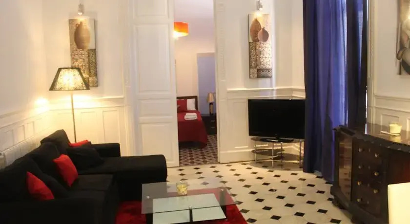 Apartamentos El Themple