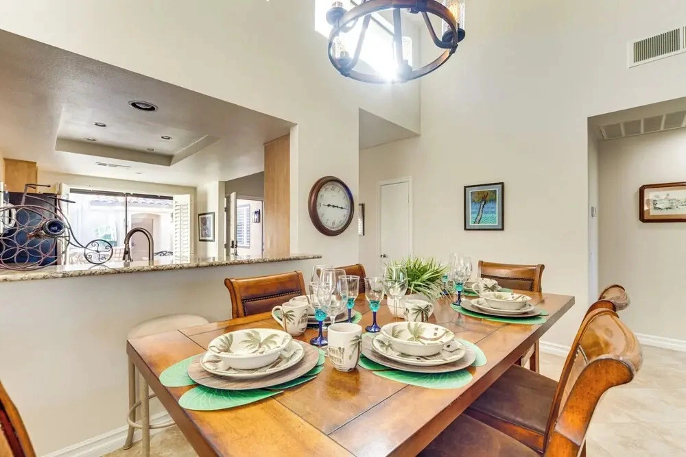 Mtn View & Fairway-facing Patio: Palm Desert Condo