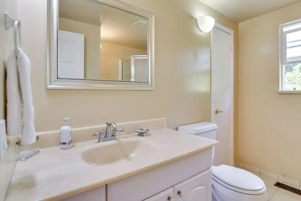 Explore, Work & Unwind: Pet-friendly Aloha Unit
