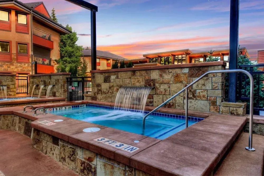Ski-in, Ski-out 1 Bedroom at Peak 9 Near Main Street