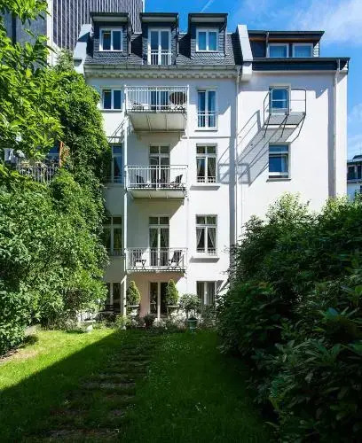 Guesthouse Dirazi