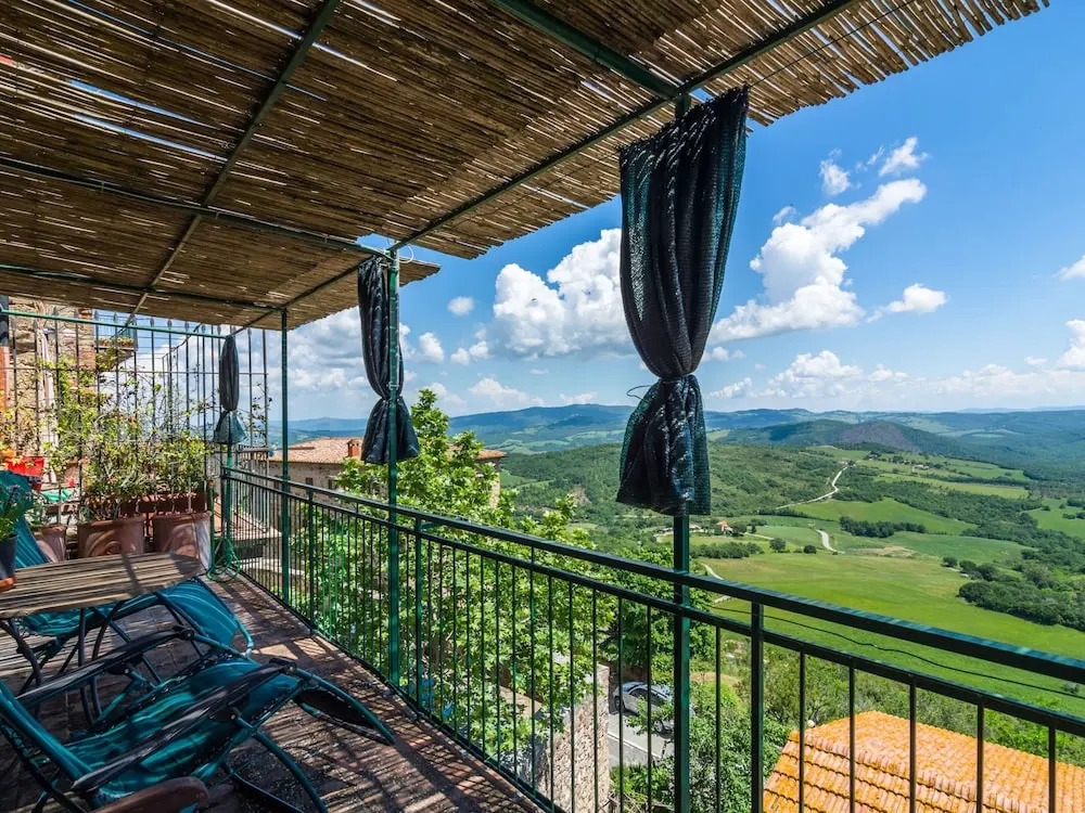 Holiday Home in Montecastelli with River Views