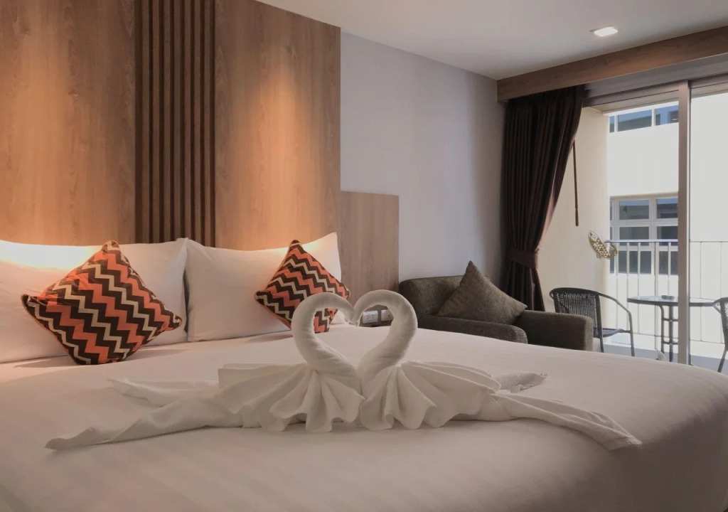 May Hotel