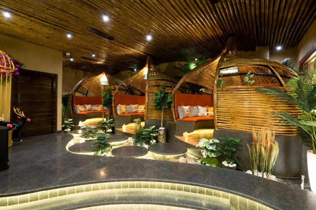 Hotel Bhagyaraj Palace - Best Hotel In Kanpur