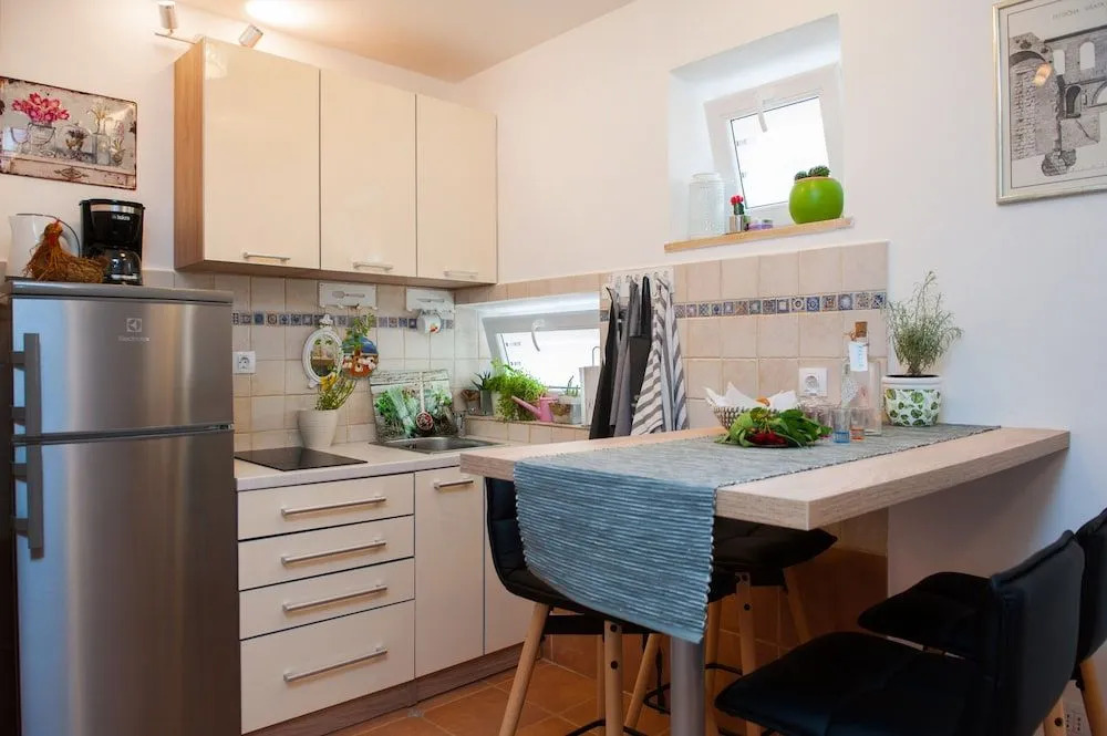 Apartment Dumaneo Art
