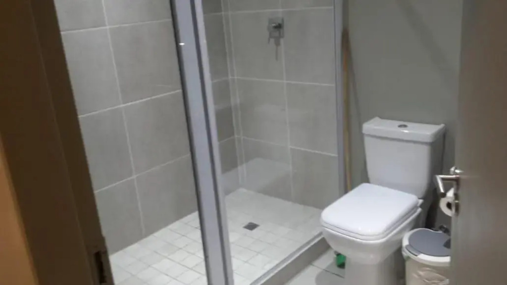 One Bedroom Self Catering Unit Central By The Mall