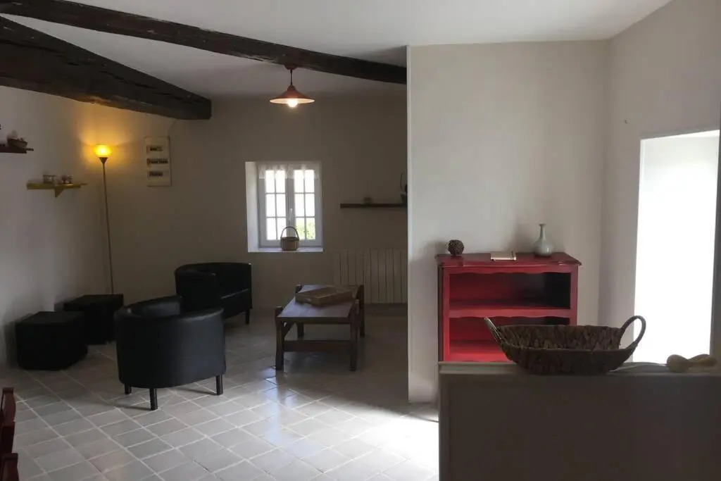 Logement Independant Le Poulailler Proche Guedelon