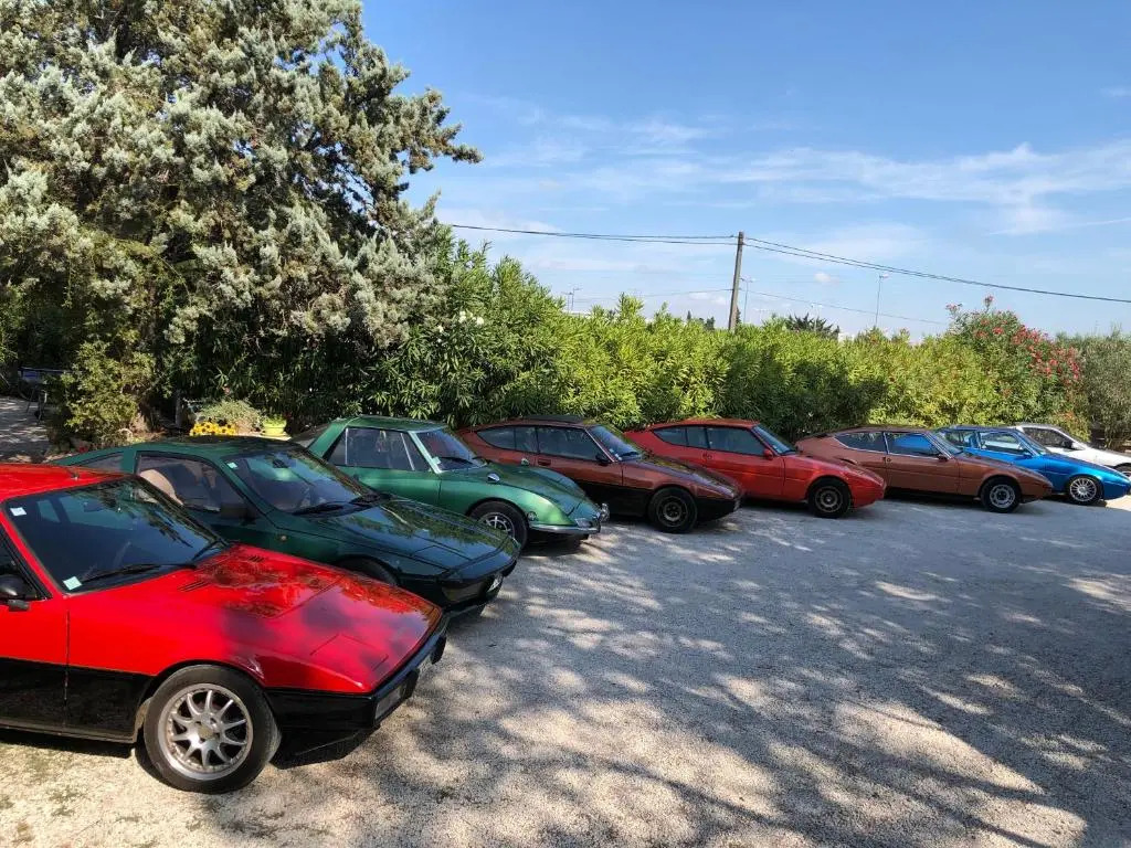 Hotel Des 4 Vents "Esprit Camargue" Parking Privé Gratuit
