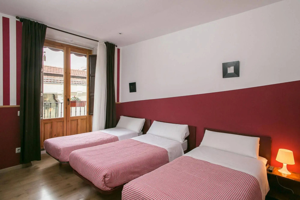 Hostal La Casa de La Plaza