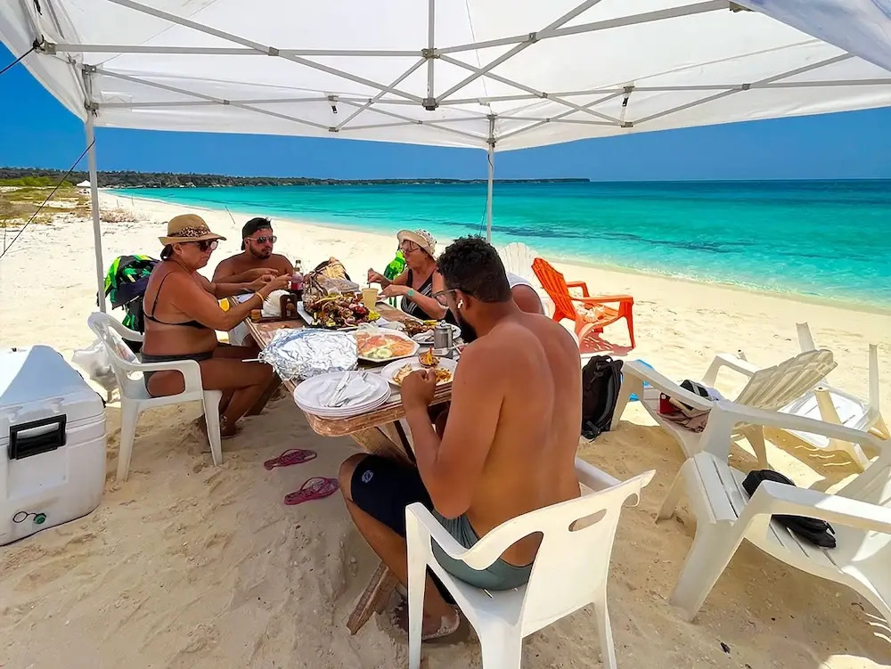 Glamping EcoLodge Cueva De Las Aguilas
