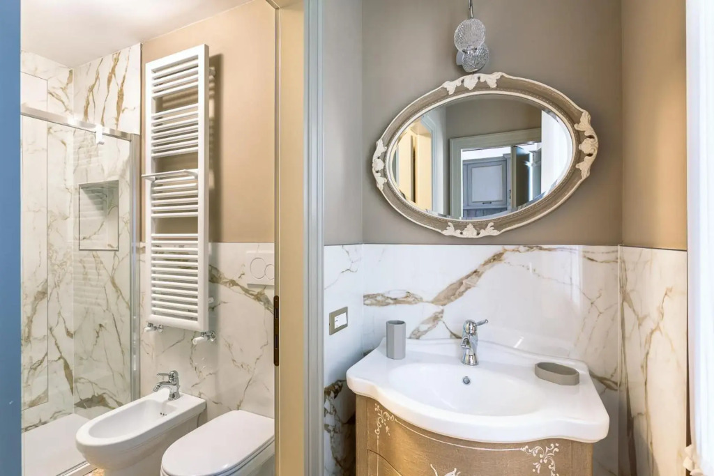 Ca Cappello Venice Apartment 1 with Canal View