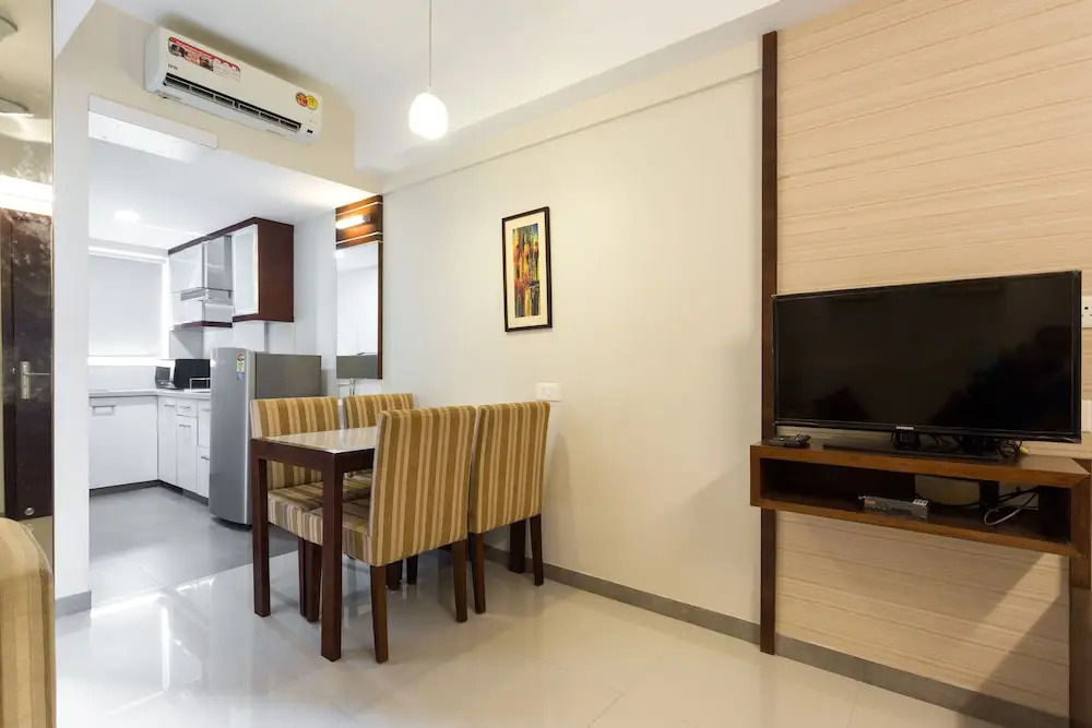 D Homz Suites