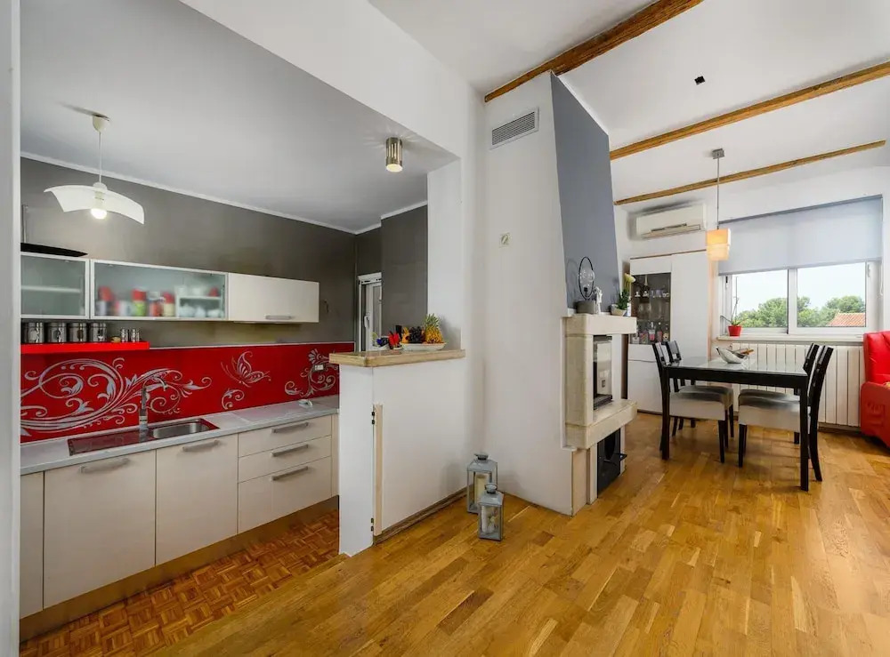 Cozy Apartment With Children Area