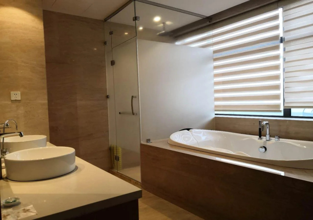 new dynasty hotel