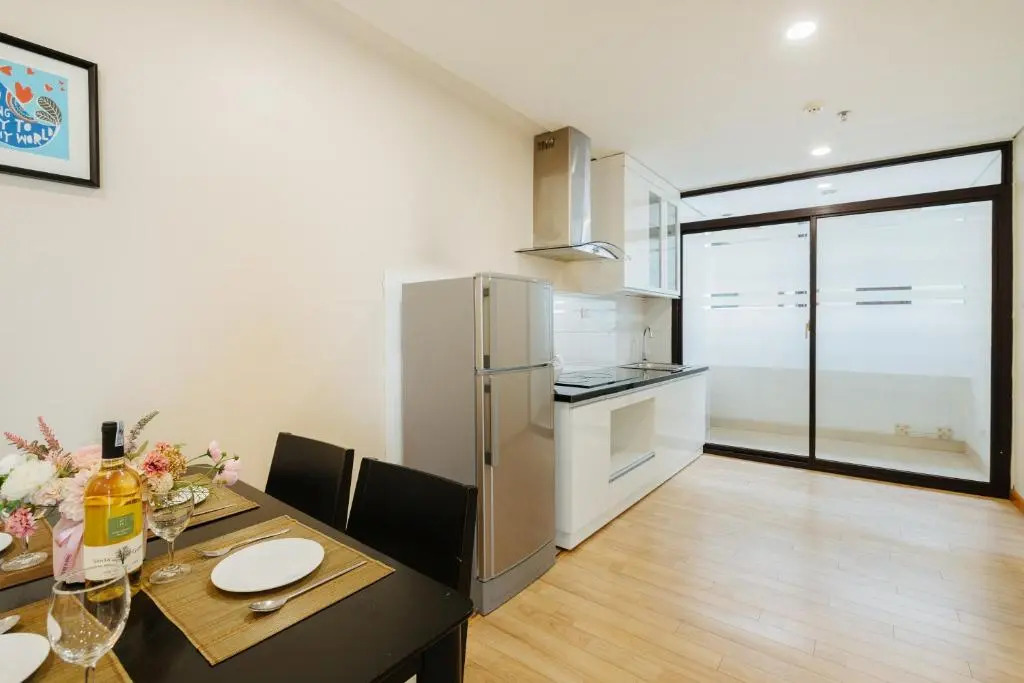 HB Serviced Apartment - 121B Quan Hoa