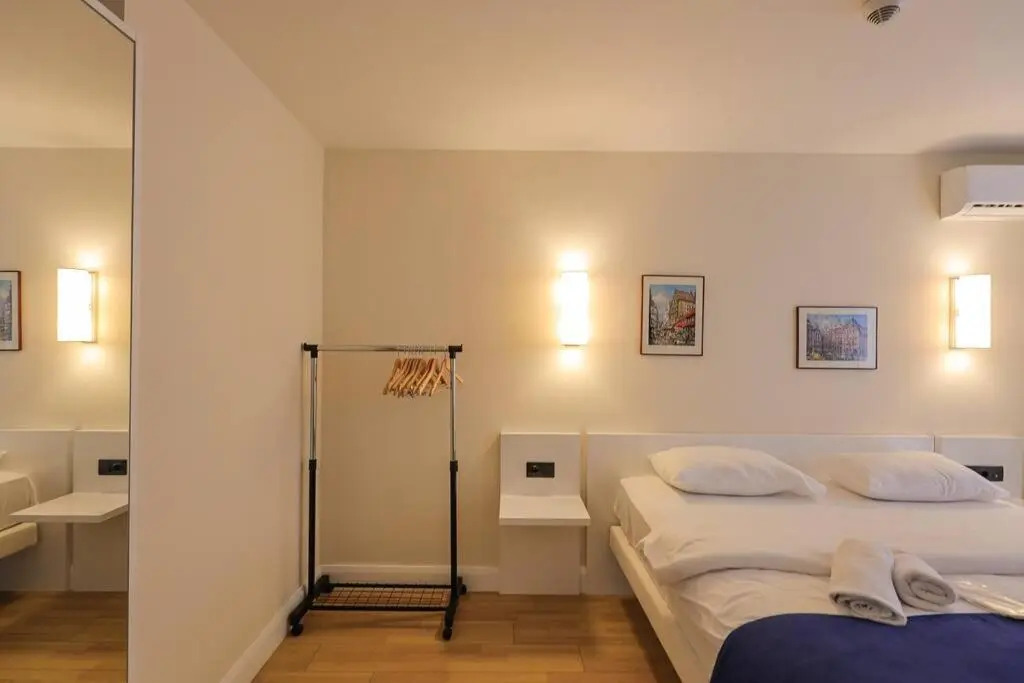 Lovely 1BR apartment with balcony by the Black sea beach