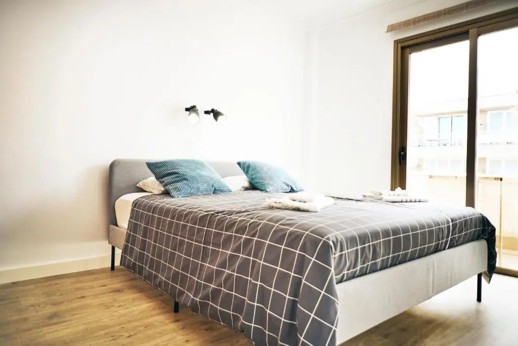 3Bdr + 2Bath Ocean View Apartment