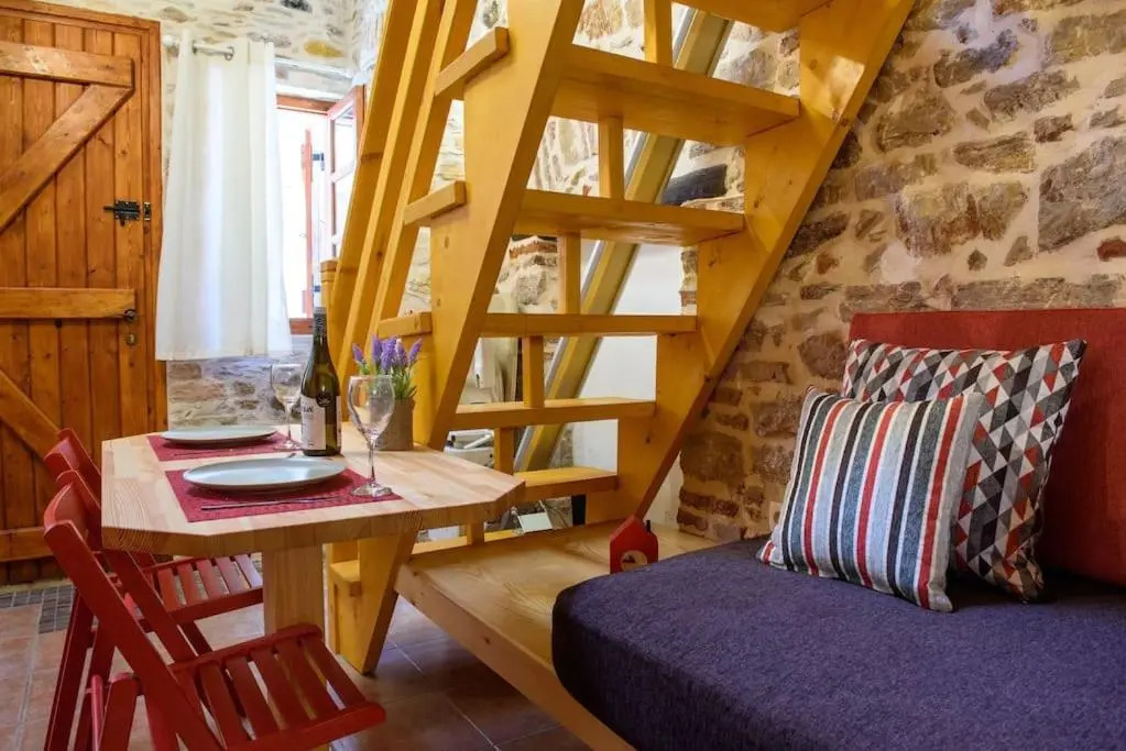 Lavrio stone house 5 min from the centre/port