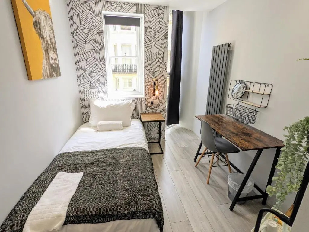 INNit Rooms - SaltWater Guest House