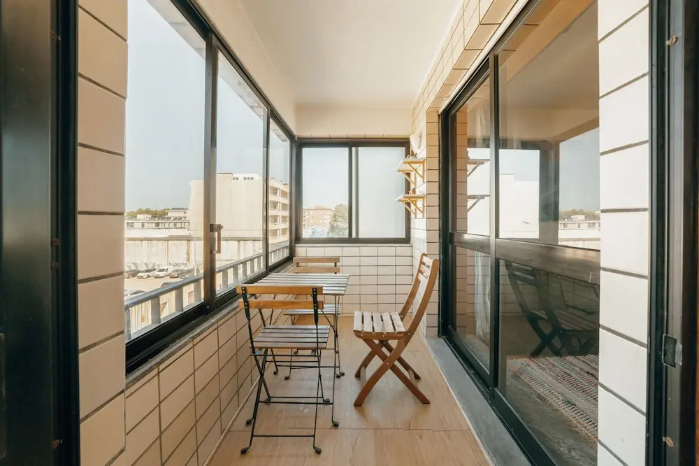 Matosinhos Seaside Classic Apartments by Vacationy