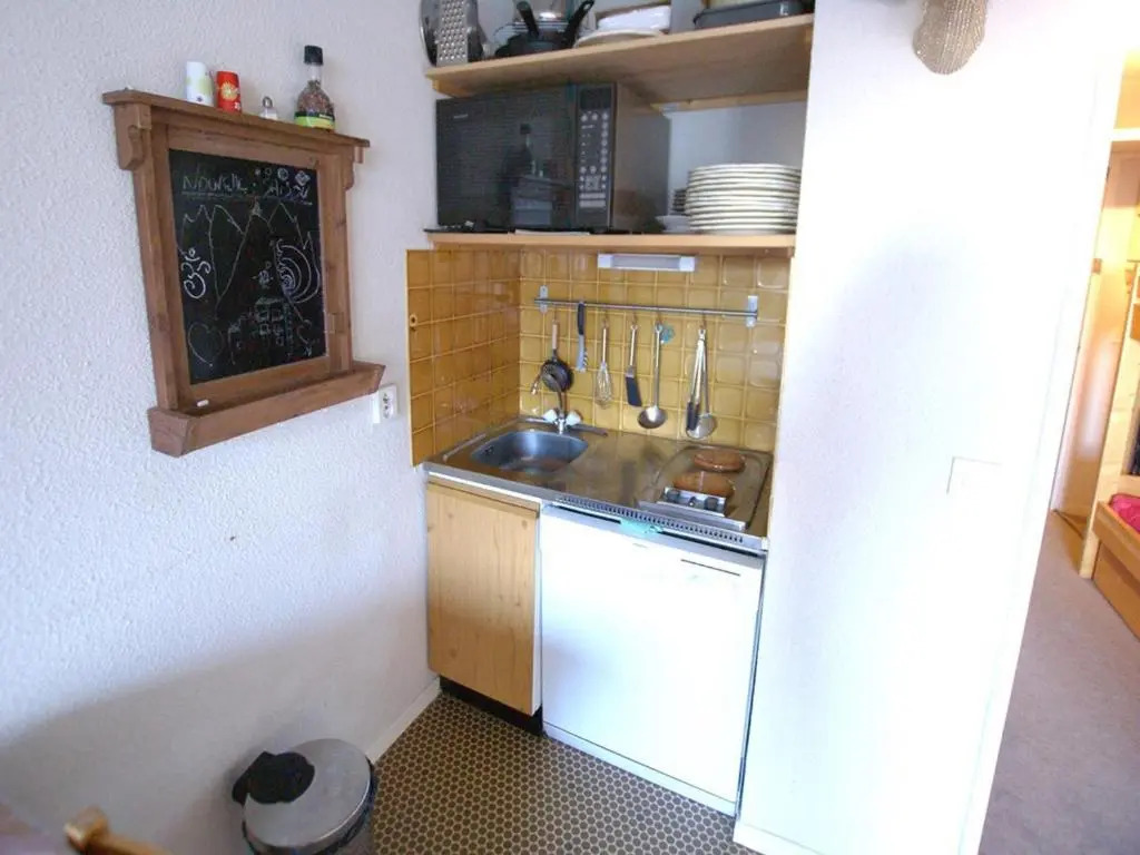 Appartement Enchastrayes, 3 pièces, 6 personnes - FR-1-165A-108