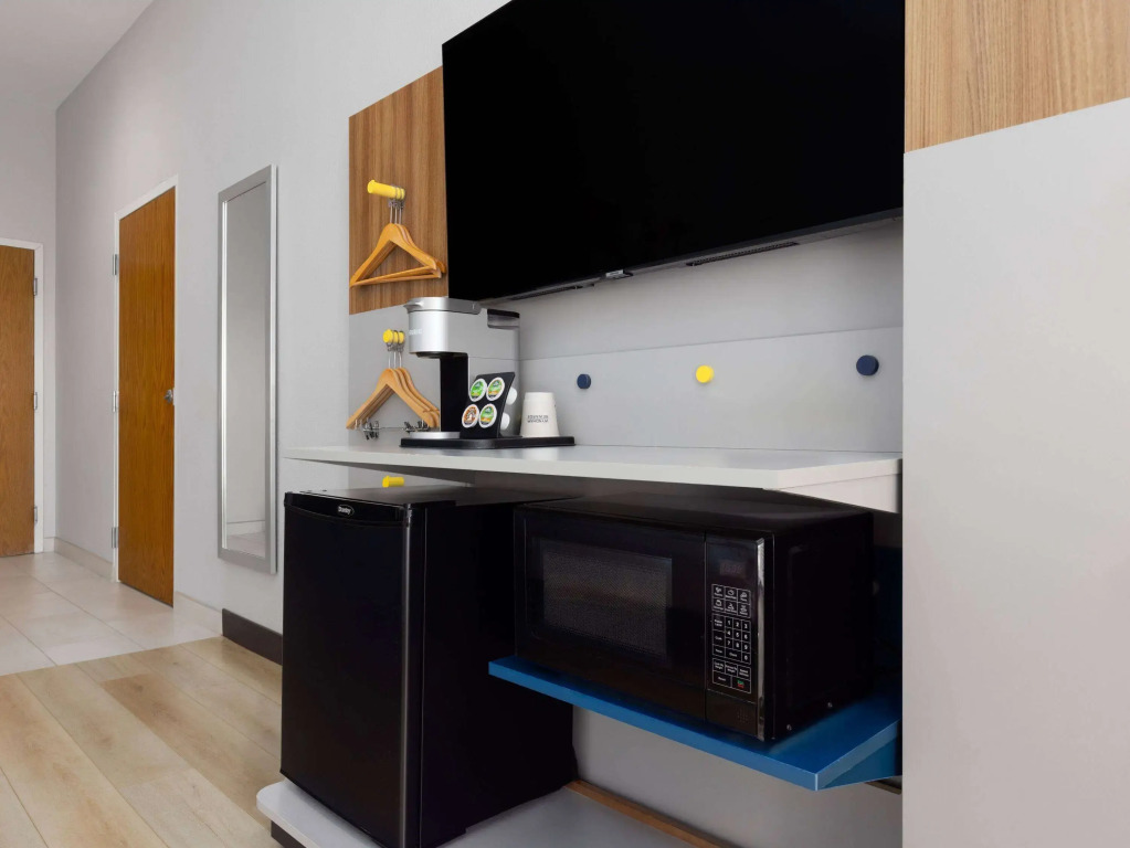 Microtel Inn & Suites by Wyndham Tracy