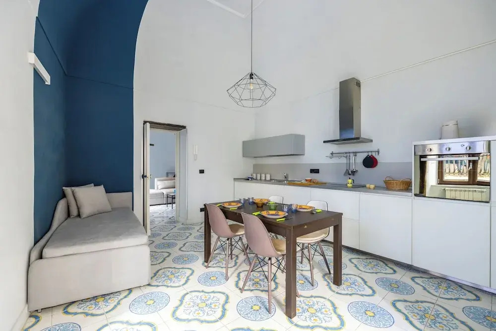 Leticia's Apartment by Wonderful Italy