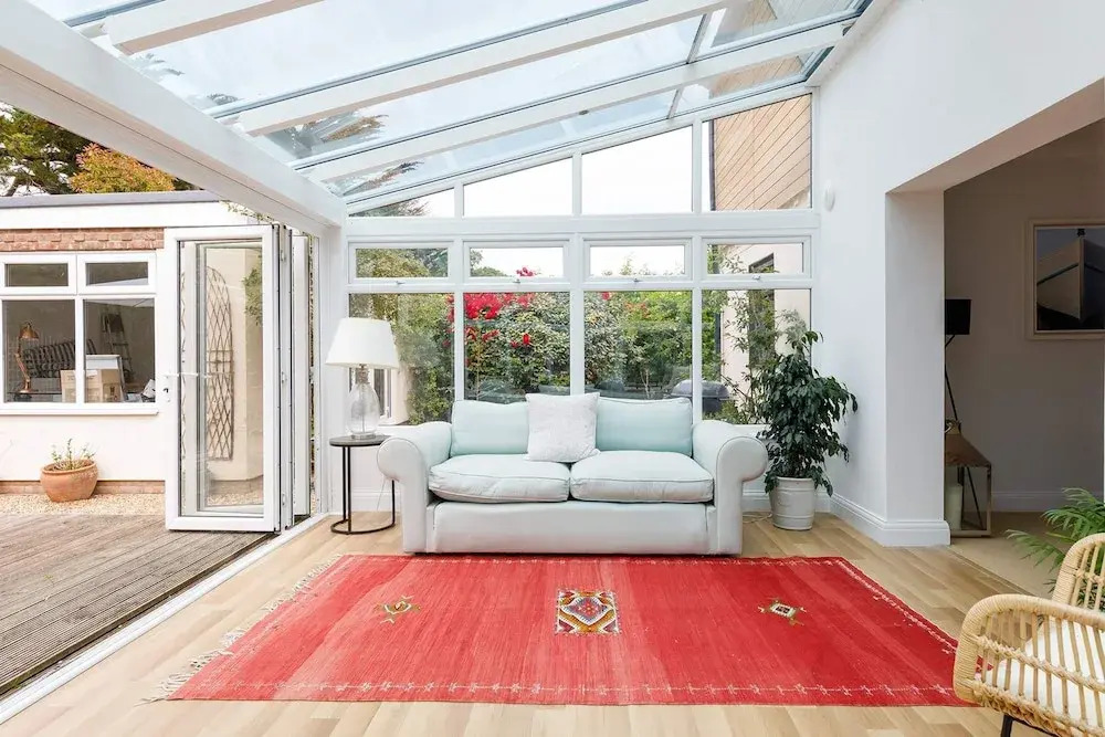 Stunning 5BR Home with Pool - 5 min to Beach
