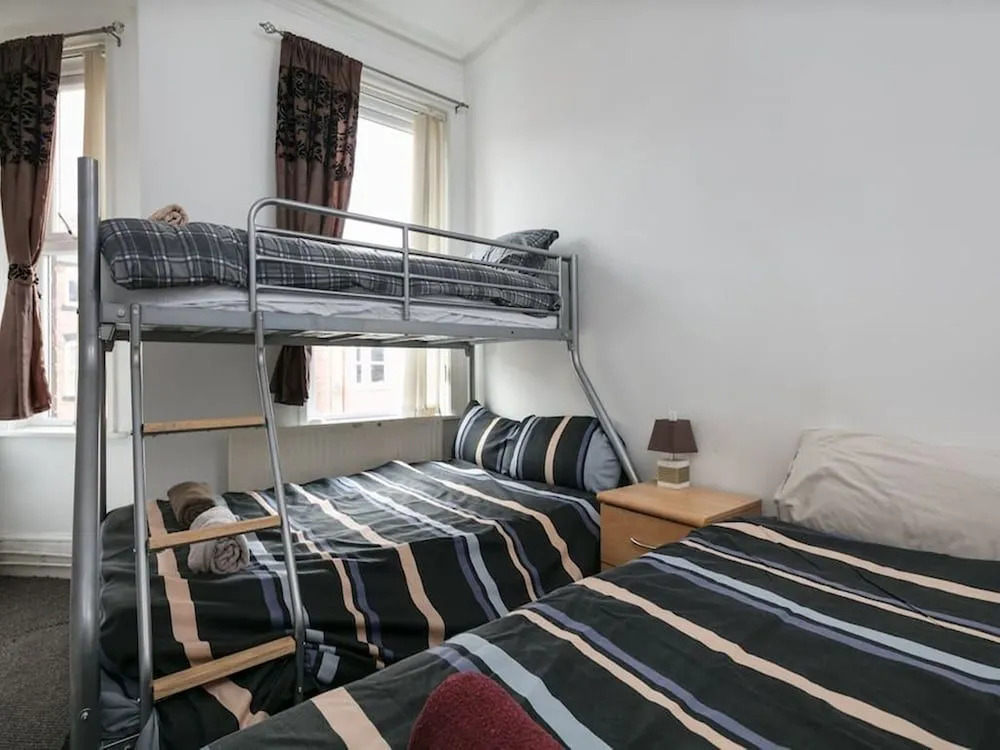 Short Term Shared R&R In Chorlton