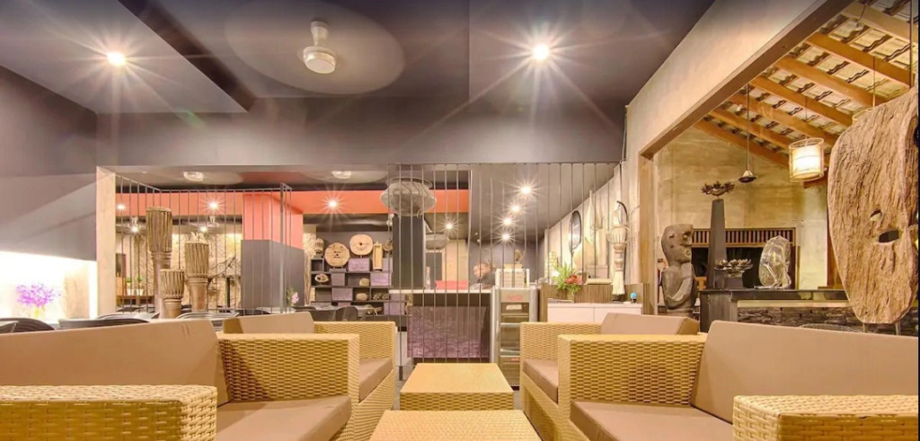 Lot 33 Boutique Hotel