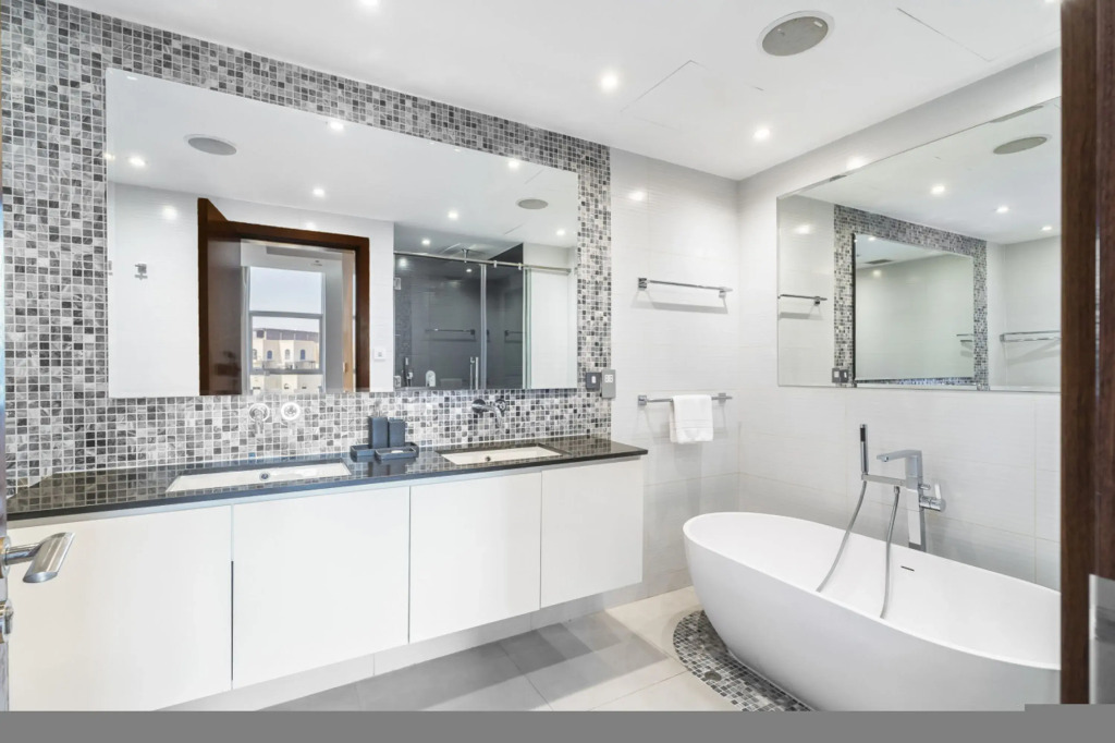 Oceana Baltic Palm West Beach Views 3 beds, Palm Jumeirah