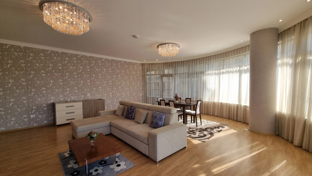Апартаменты İSR Residence by Bakuapart