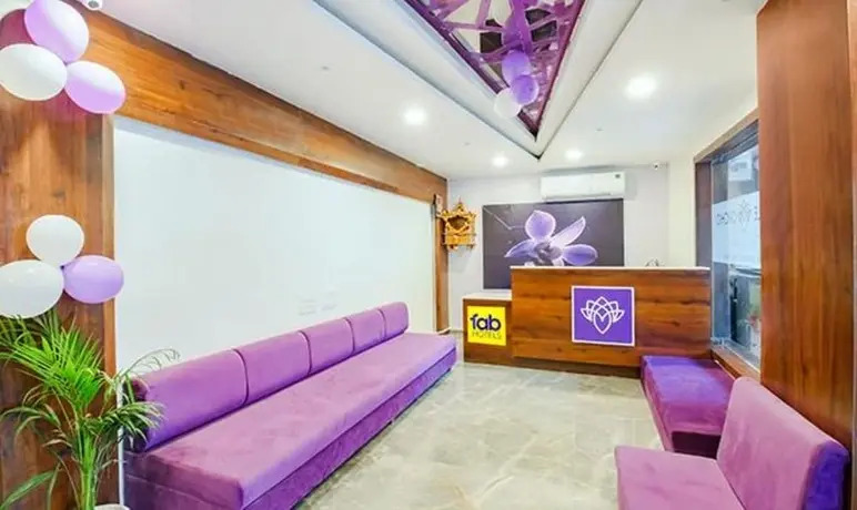 Hotel Purple Orchid