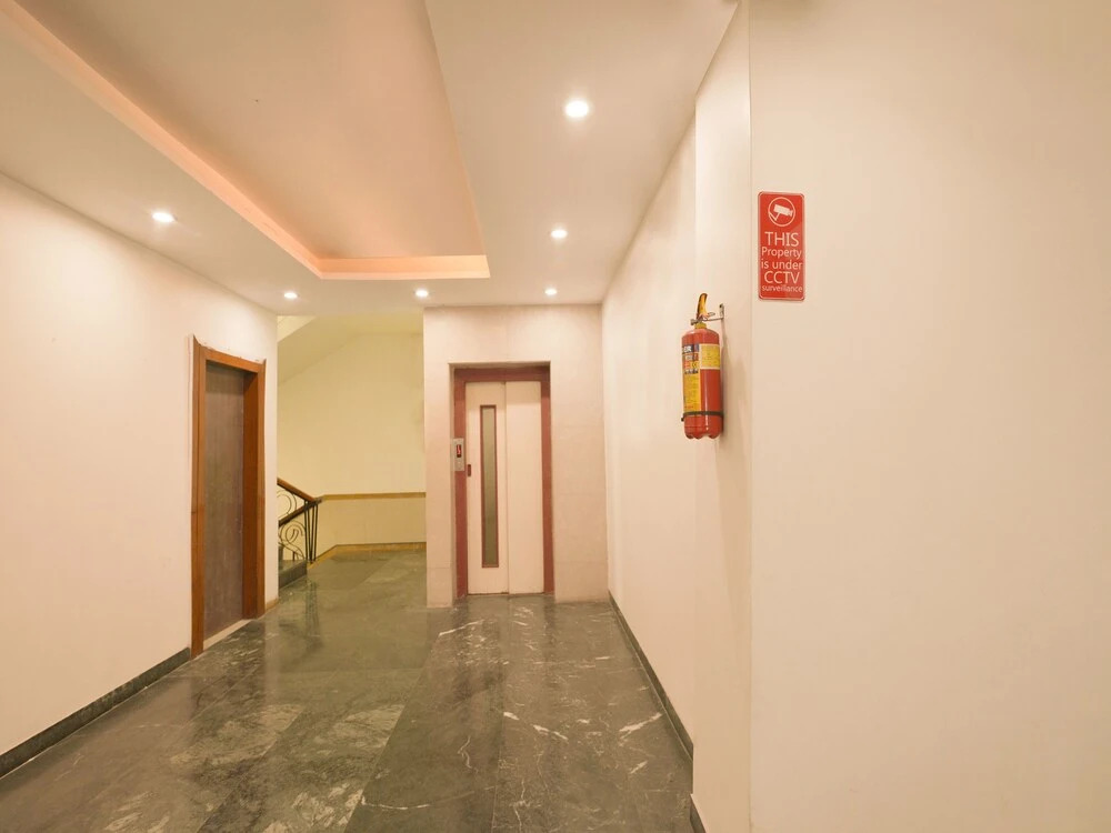 OYO 12204 Hotel Sai Sagar