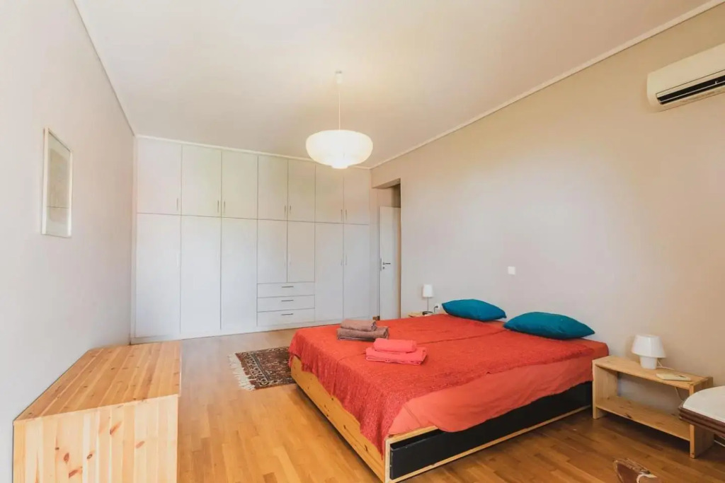 Spacious & Modern flat in Heart of Athens