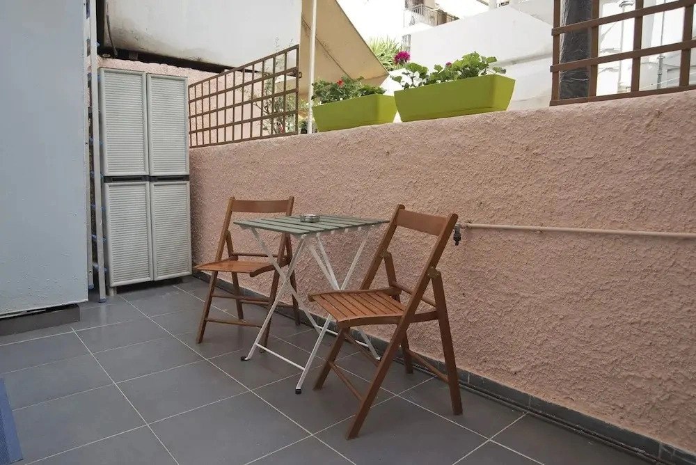 Coastal Charm in Piraeus