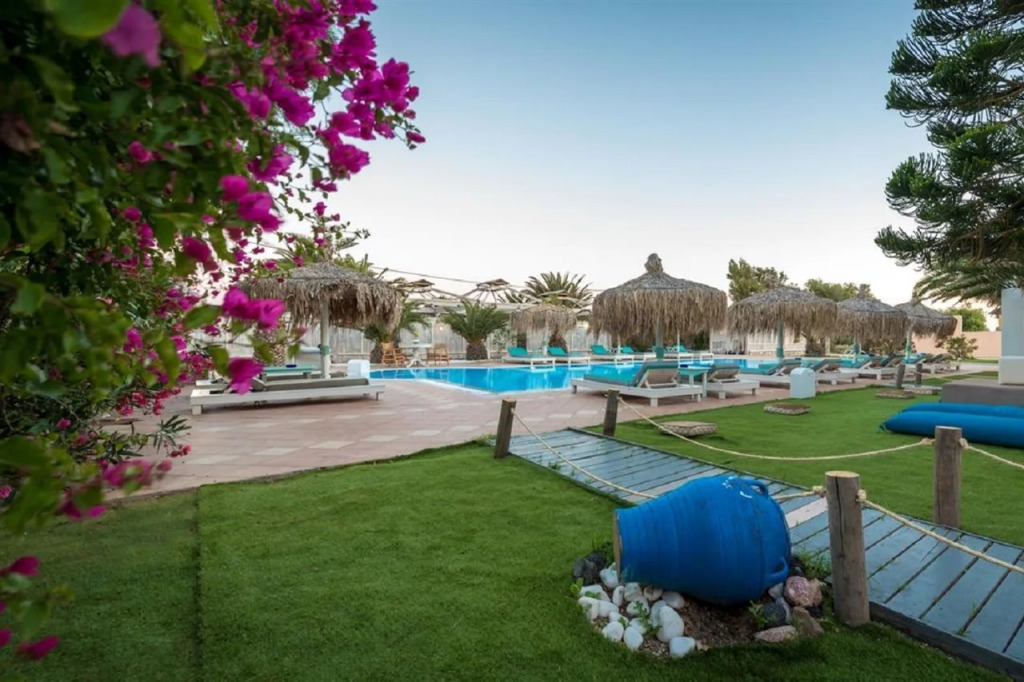Joy Beach Ηotel