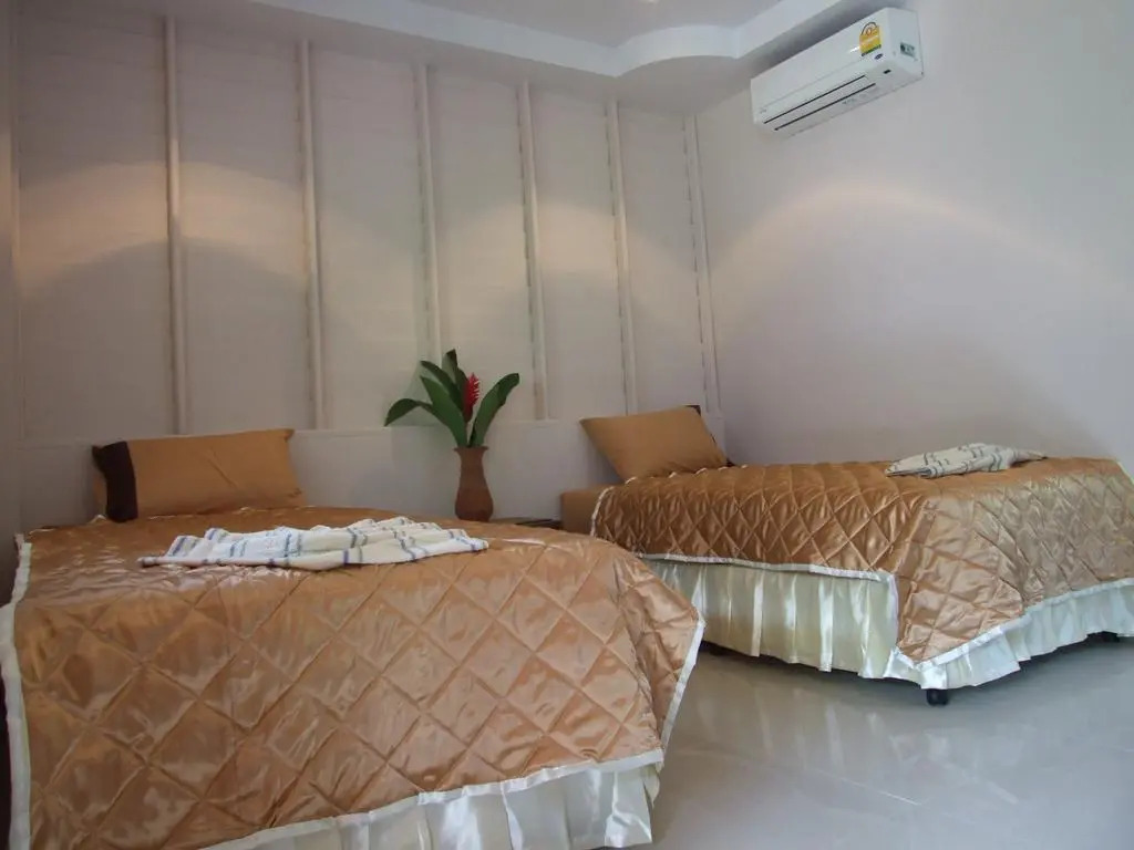 Bungalows Areerat Haad Yao