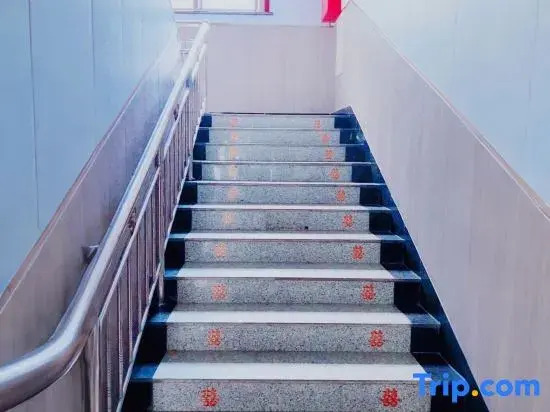 Huguan Xinmeet Hotel