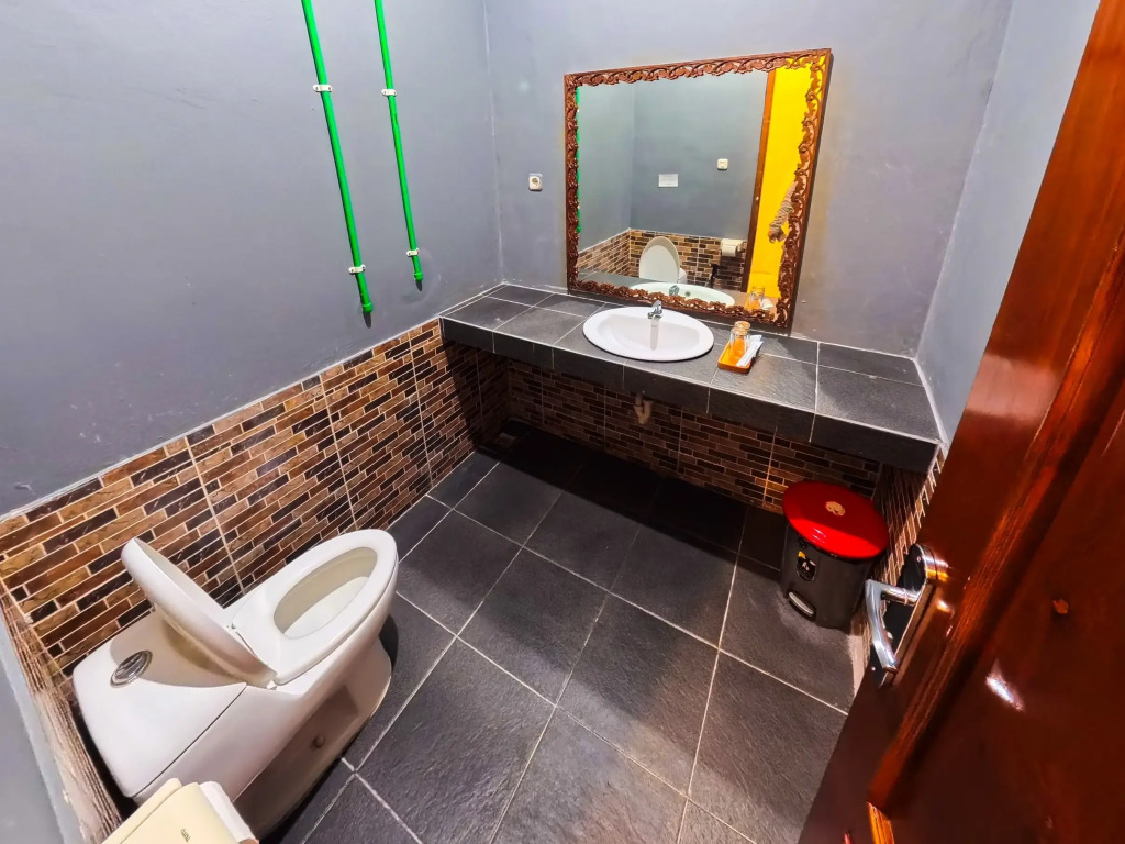 Ketapang Guesthouse Echo Beach Canggu