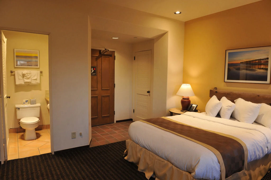 Clocktower Inn Ventura