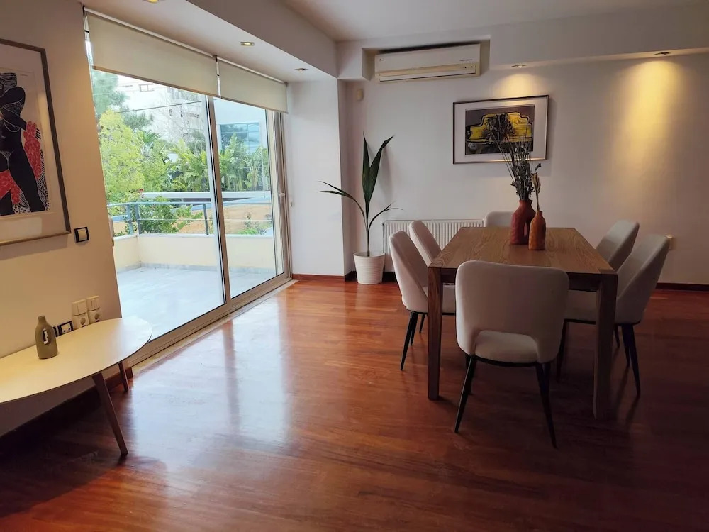 Adelos II Glow Villa 5BR 360m -Elevator-Rooftop