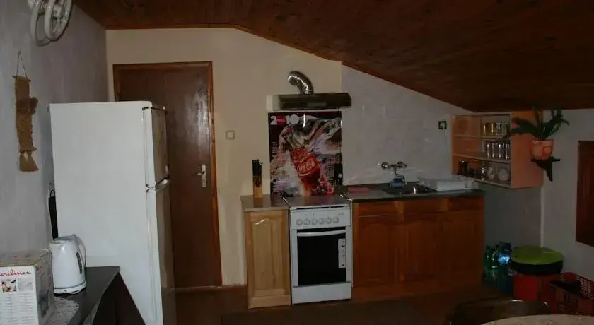 Keni Guest House