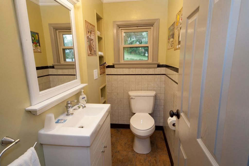 Log Cabin Lodge & Suites